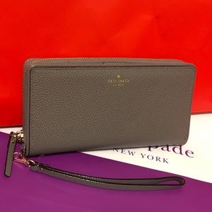 Kate Spade Wallet ♠️